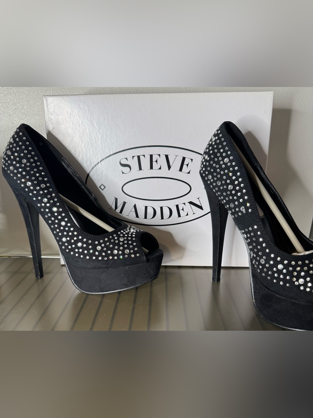 Steve Madden Black Crystal-Embellished Peep Toe Platform Pumps suede sz 7.5 - Picture 1 of 8